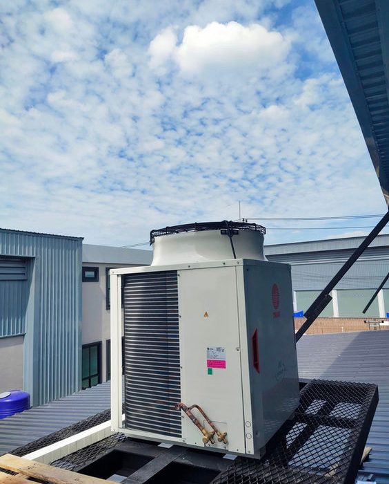 5f23f0_f76cee54352345d09fc4c2bed624f702~mv2